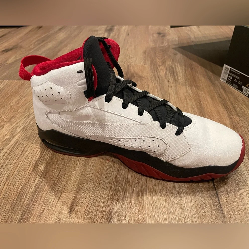 Jordan Lift Off White Gym Red Size 12